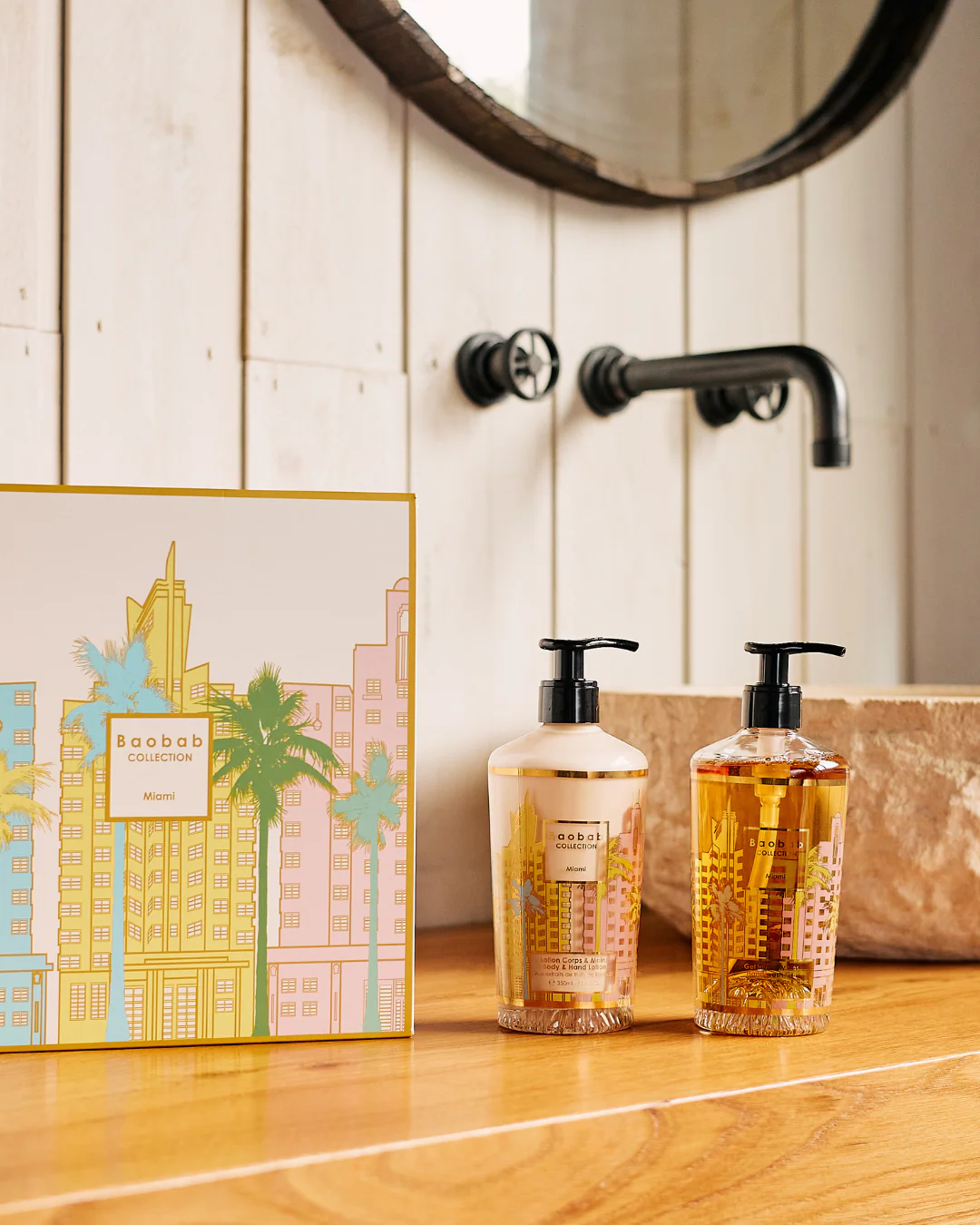 GIFT BOX MIAMI BODY & HAND LOTION AND HAND WASH GEL - Image 2